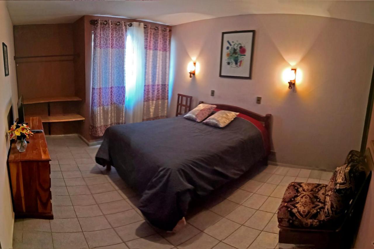 Casa Discreta Cochabamba Otel Dış mekan fotoğraf