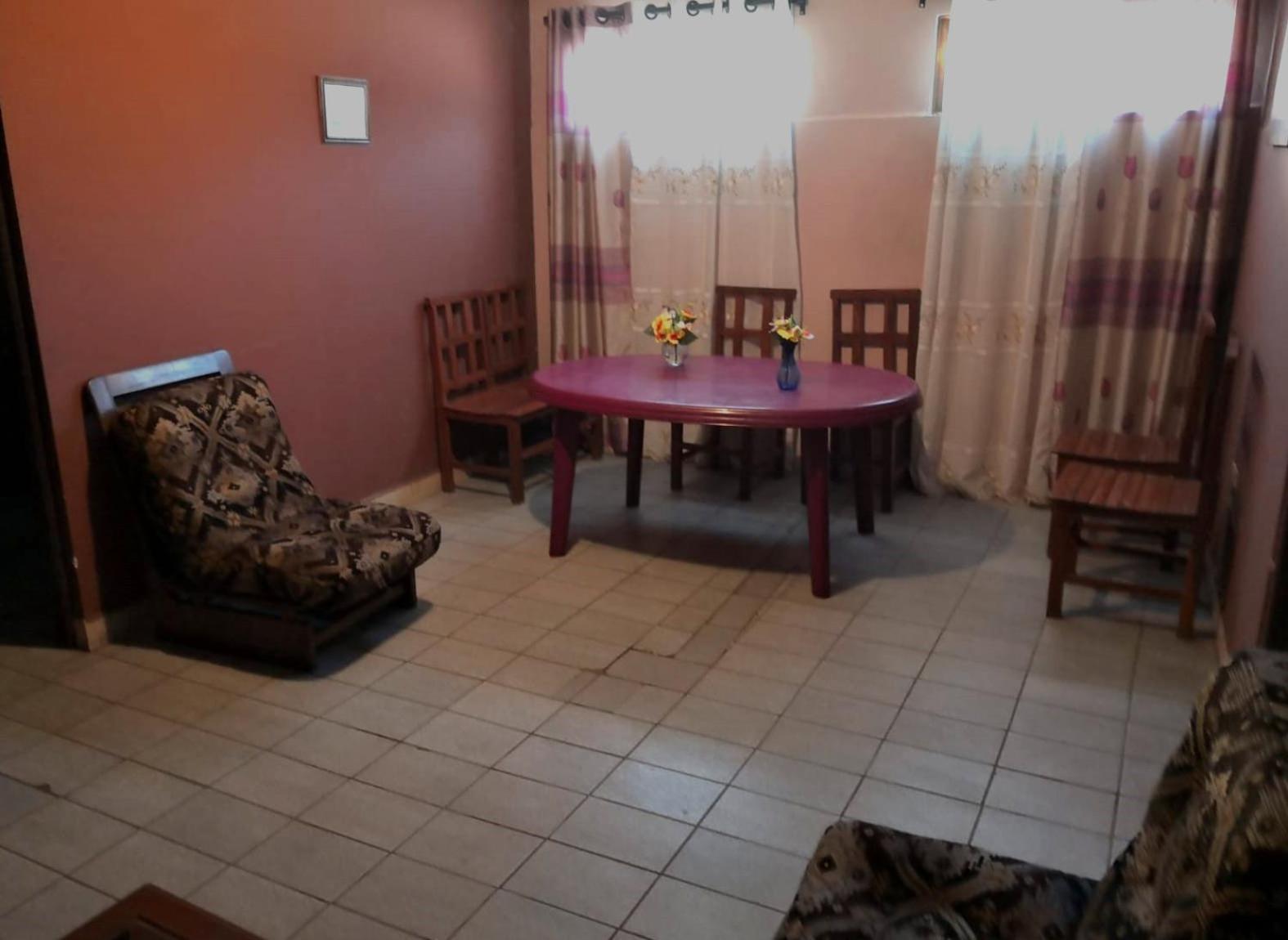 Casa Discreta Cochabamba Otel Dış mekan fotoğraf